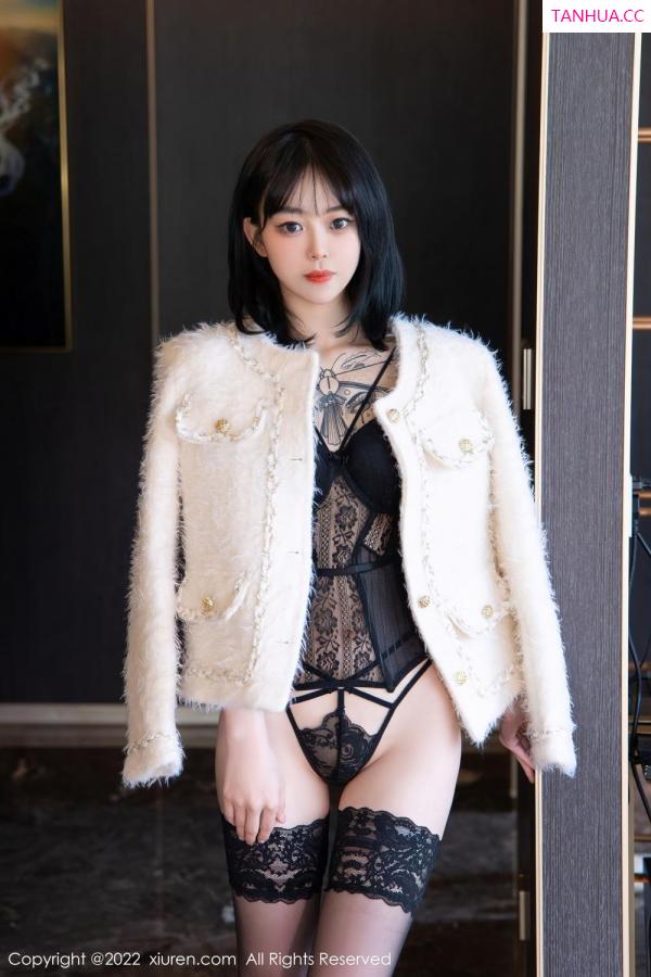 小奶瓶呜呜  [XiuRen]高清写真图 2022.03.10 No.4700 奶瓶第11张图片